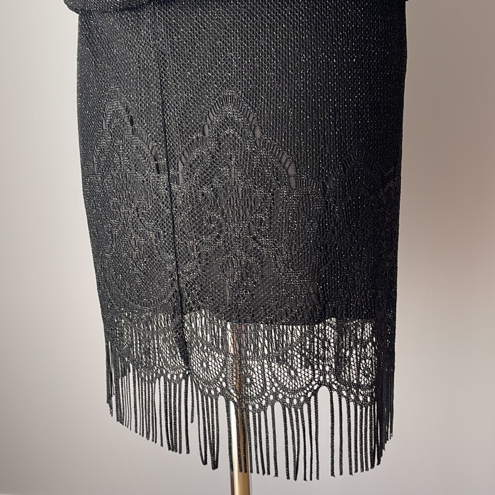 SLNY Black Blouson Halter Crochet Fringe Hem Short Dress
Size 8 - Picture 6 of 11